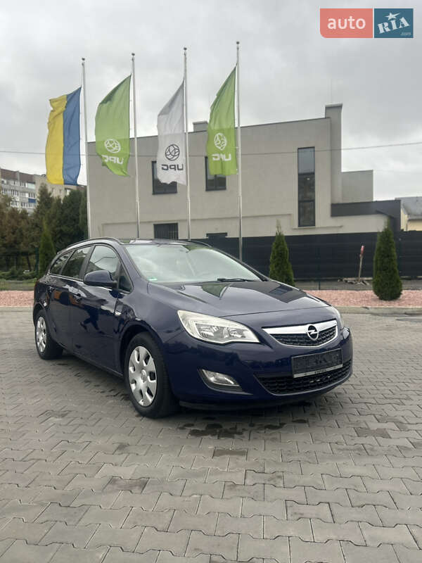 Універсал Opel Astra 2011 в Луцьку фото 4 Універсал Opel Astra 2011 в Луцьку