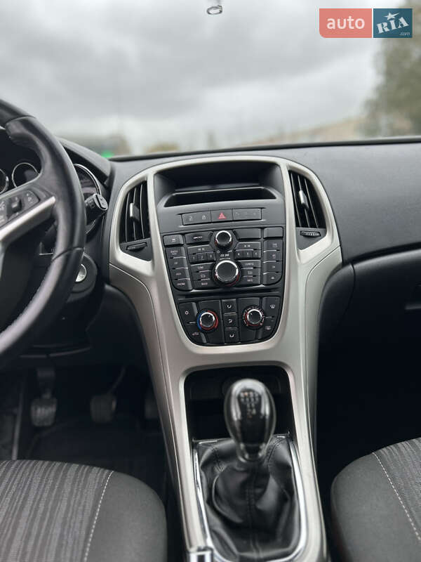 Універсал Opel Astra 2011 в Луцьку фото 27 Універсал Opel Astra 2011 в Луцьку