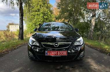 Универсал Opel Astra 2011 в 