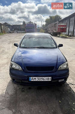 Седан Opel Astra 2000 в 