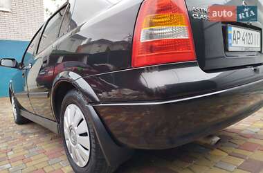 Седан Opel Astra 2008 в 