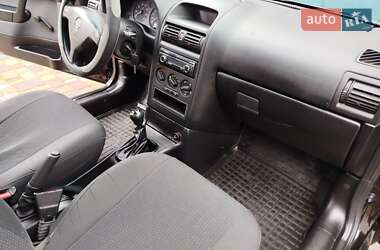 Седан Opel Astra 2008 в 