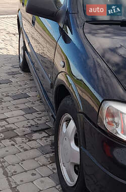 Универсал Opel Astra 2005 в  фото 8 Универсал Opel Astra 2005 в