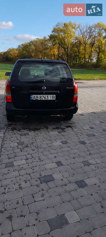 Универсал Opel Astra 2005 в Сутисках