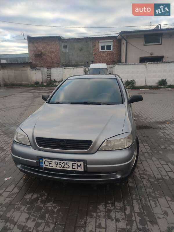 Седан Opel Astra 2008 в Черновцах