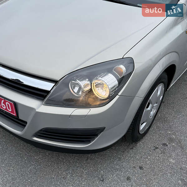 Универсал Opel Astra 2006 в Виннице