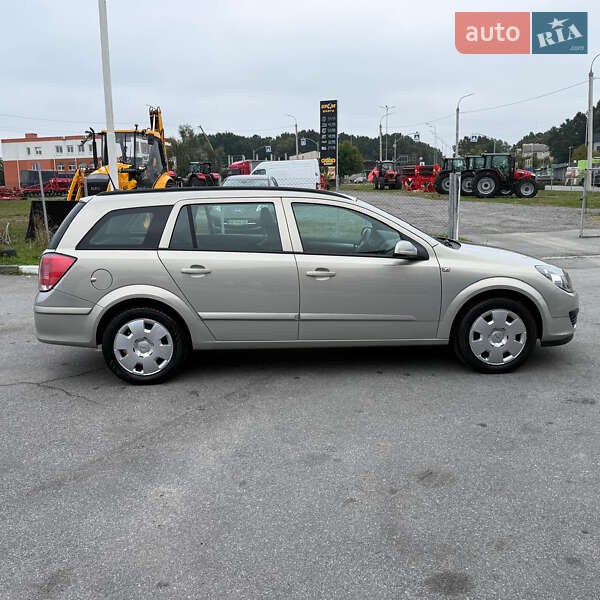 Универсал Opel Astra 2006 в Виннице