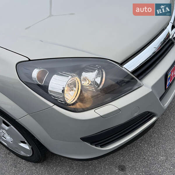 Универсал Opel Astra 2006 в Виннице