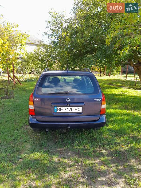 Универсал Opel Astra 2000 в Вознесенске