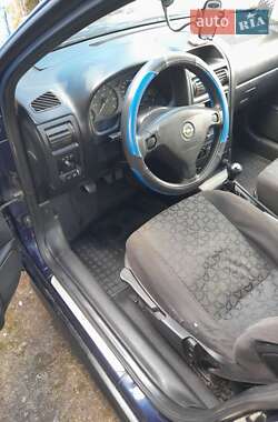 Универсал Opel Astra 2000 в 