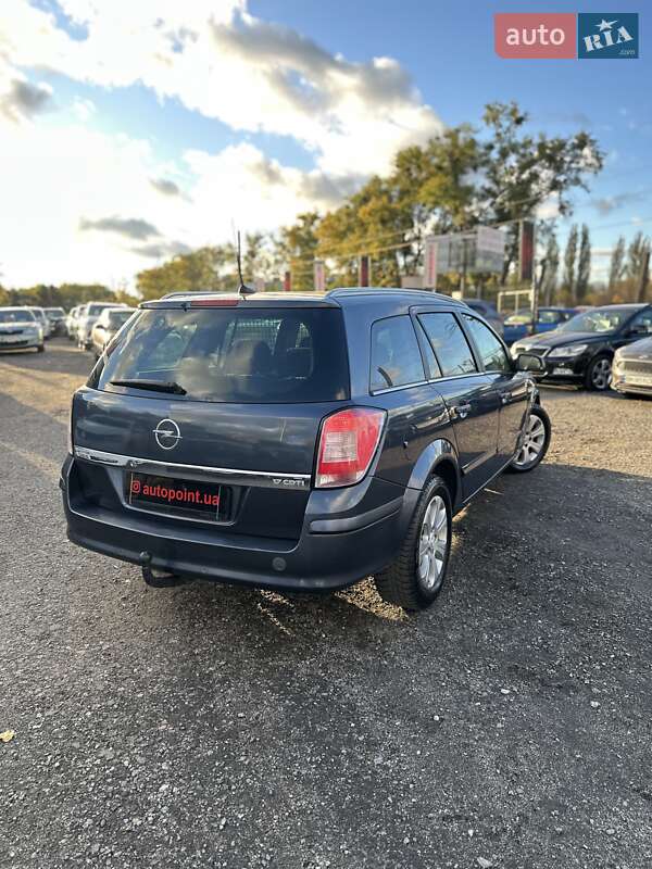 Універсал Opel Astra 2008 в Білогородці