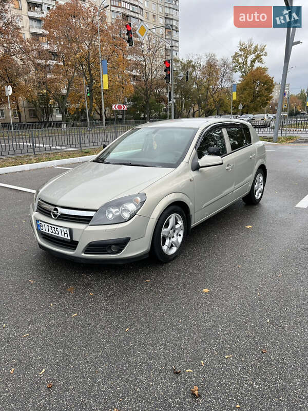 Хэтчбек Opel Astra 2006 в Харькове