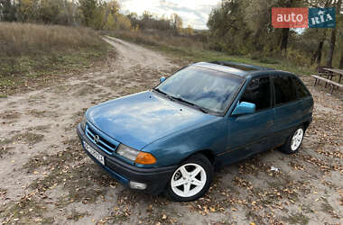 Хэтчбек Opel Astra 1993 в Балаклее