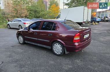 Седан Opel Astra 2003 в 
