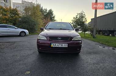 Седан Opel Astra 2003 в 