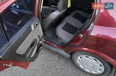 Седан Opel Astra 2003 в 