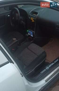 Седан Opel Astra 1999 в 