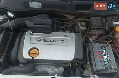 Седан Opel Astra 1999 в 