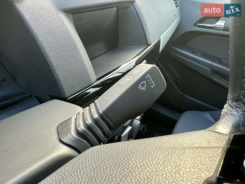 Универсал Opel Astra 2010 в Дубно