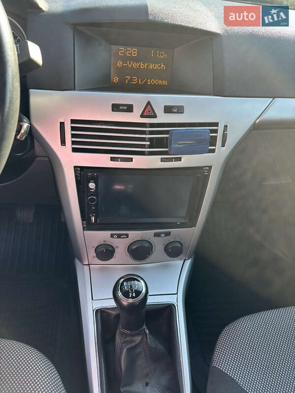 Універсал Opel Astra 2009 в Дніпрі фото 21 Універсал Opel Astra 2009 в Дніпрі