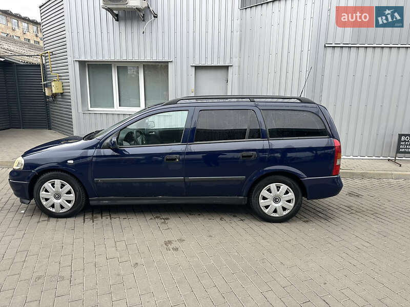 Универсал Opel Astra 2002 в Полтаве