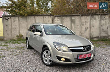 Универсал Opel Astra 2009 в 