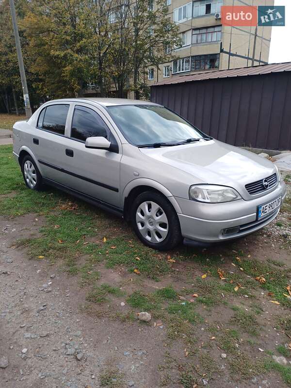 Седан Opel Astra 2006 в Кривому Розі фото 3 Седан Opel Astra 2006 в Кривому Розі