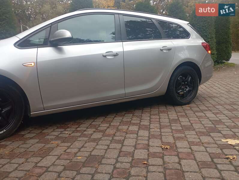 Універсал Opel Astra 2011 в Дрогобичі фото 11 Універсал Opel Astra 2011 в Дрогобичі