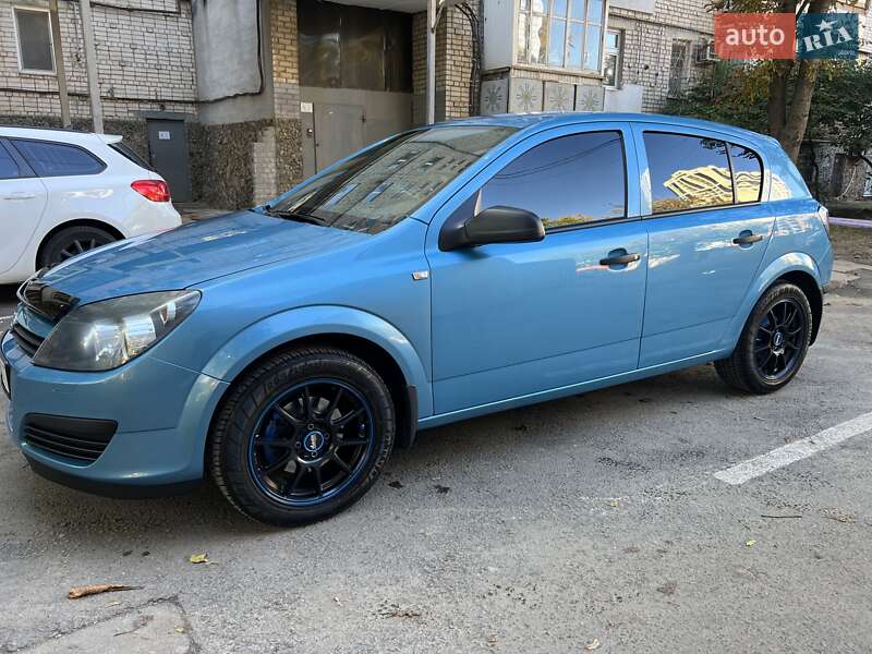 Хетчбек Opel Astra 2005 в Одесі фото 3 Хетчбек Opel Astra 2005 в Одесі