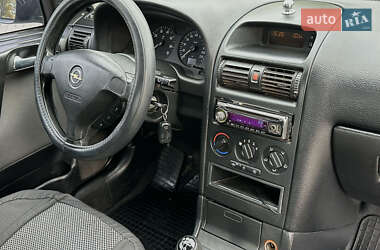Седан Opel Astra 2008 в 