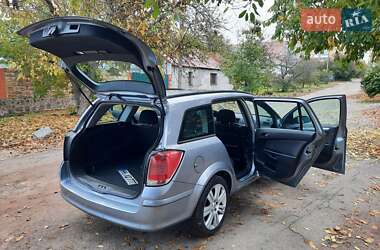 Универсал Opel Astra 2006 в  фото 82 Универсал Opel Astra 2006 в