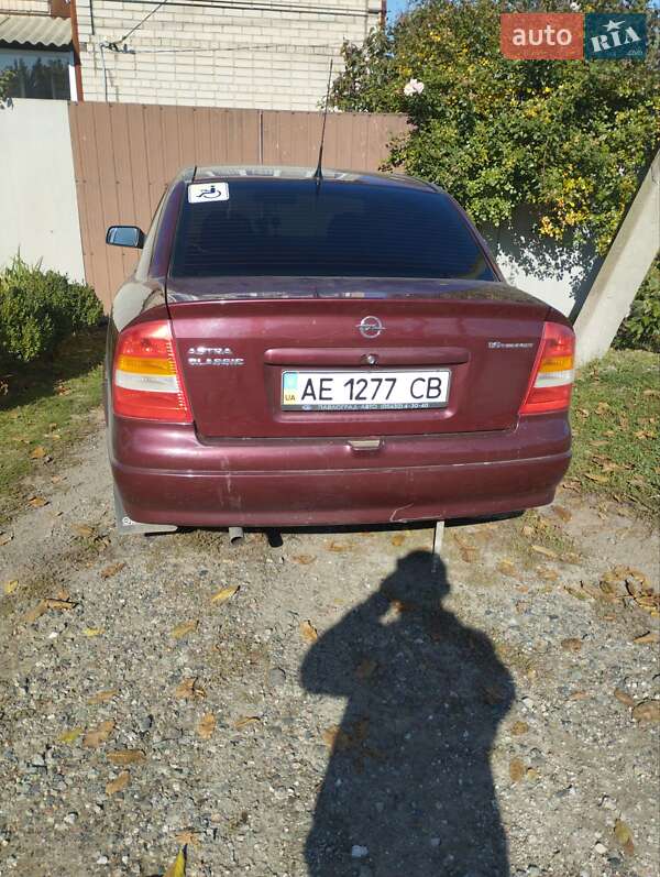 Седан Opel Astra 2007 в Павлограде