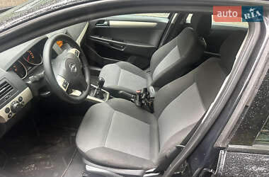 Универсал Opel Astra 2008 в 