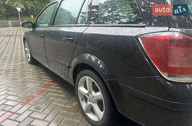 Универсал Opel Astra 2008 в 