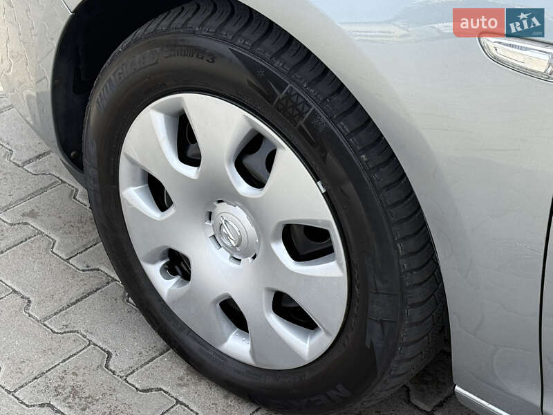 Хетчбек Opel Astra 2011 в Рівному