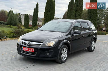 Универсал Opel Astra 2009 в Вишневце