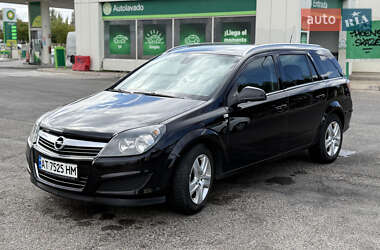 Універсал Opel Astra 2010 в Косові