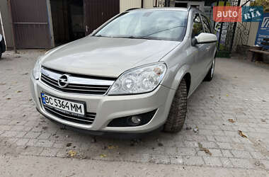 Универсал Opel Astra 2009 в Новом Буге