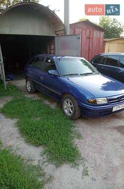Хэтчбек Opel Astra 1996 в  фото 5 Хэтчбек Opel Astra 1996 в