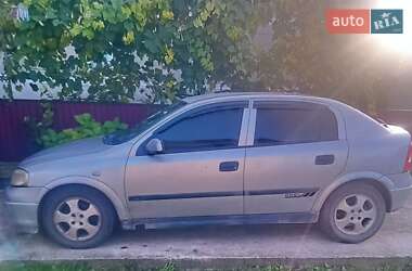 Хэтчбек Opel Astra 2000 в Черновцах