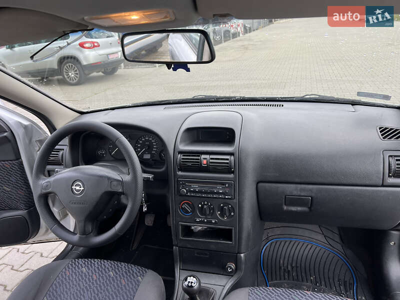 Универсал Opel Astra 2001 в Луцке