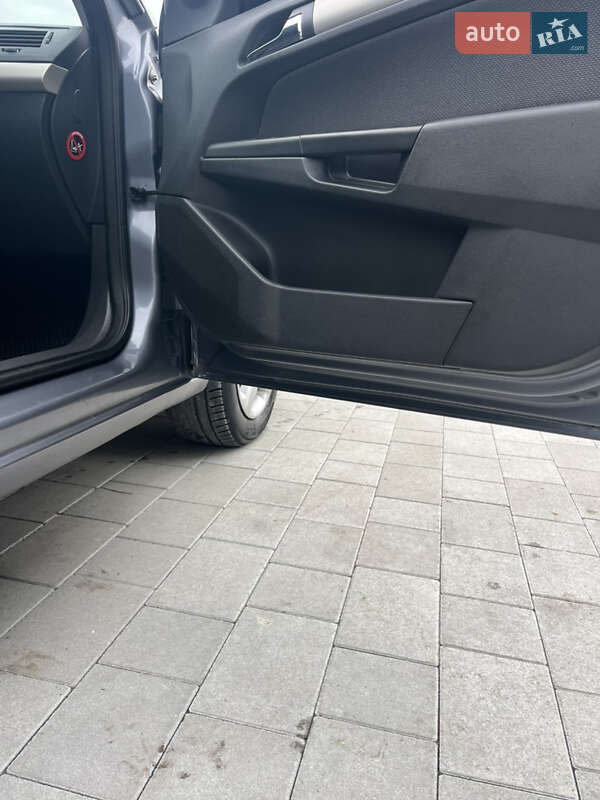 Универсал Opel Astra 2007 в Вишневце фото 29 Универсал Opel Astra 2007 в Вишневце