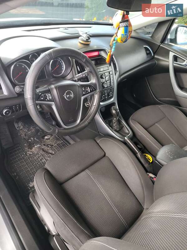Універсал Opel Astra 2013 в Старокостянтинові фото 6 Універсал Opel Astra 2013 в Старокостянтинові