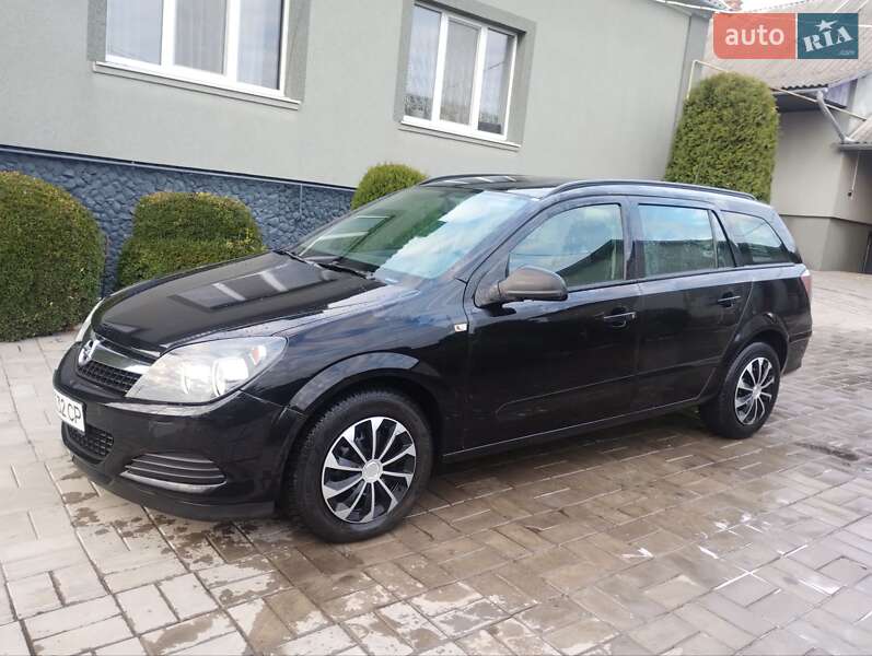 Универсал Opel Astra 2009 в Кременце
