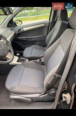 Универсал Opel Astra 2008 в 