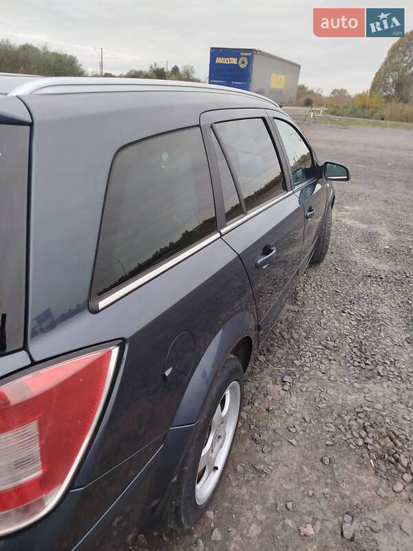 Универсал Opel Astra 2008 в Ковеле