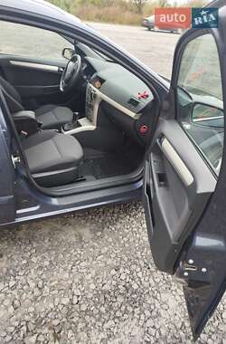 Універсал Opel Astra 2008 в  фото 14 Універсал Opel Astra 2008 в