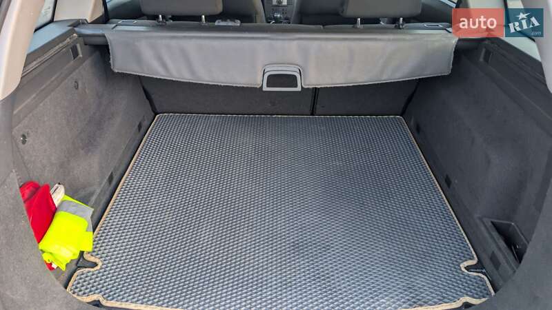 Универсал Opel Astra 2006 в Житомире