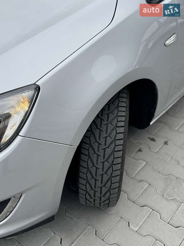 Универсал Opel Astra 2012 в Виннице фото 16 Универсал Opel Astra 2012 в Виннице