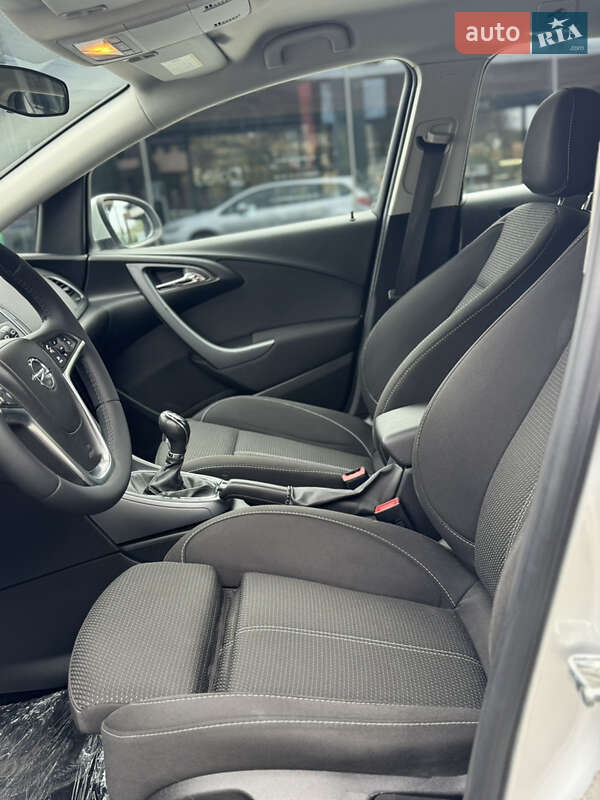 Универсал Opel Astra 2012 в Виннице фото 29 Универсал Opel Astra 2012 в Виннице